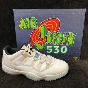 ❌SOLD❌Jordan 11 Low ‘Legend Blue’